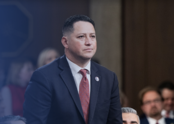 공화당 온건파 토니 곤잘레스, 강경보수 브랜드 에레라 상대로 ‘승’